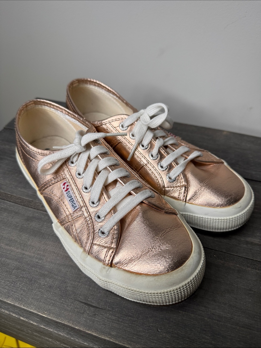 Superga Metallic Rose Gold Low-Top Sneakers - Women's